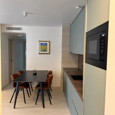 Aparthotel Navis & Mandre