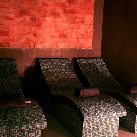 Navis & Aparthotel 4*